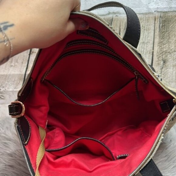 Dooney and Bourke Handbag EUC - Picture 7 of 9